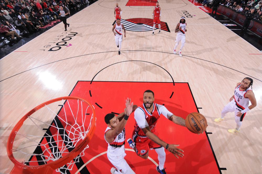 防守稳固的 防守稳固的