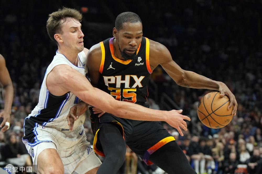 他曾凭借 他曾凭借