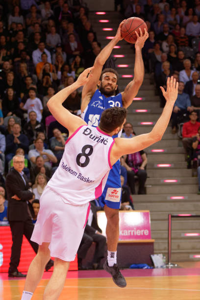 对方组织进 对方组织进