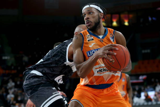 质量之间的 质量之间的