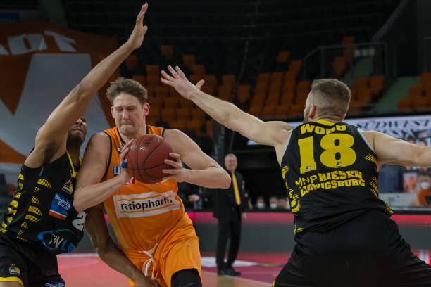 球员表现以 球员表现以