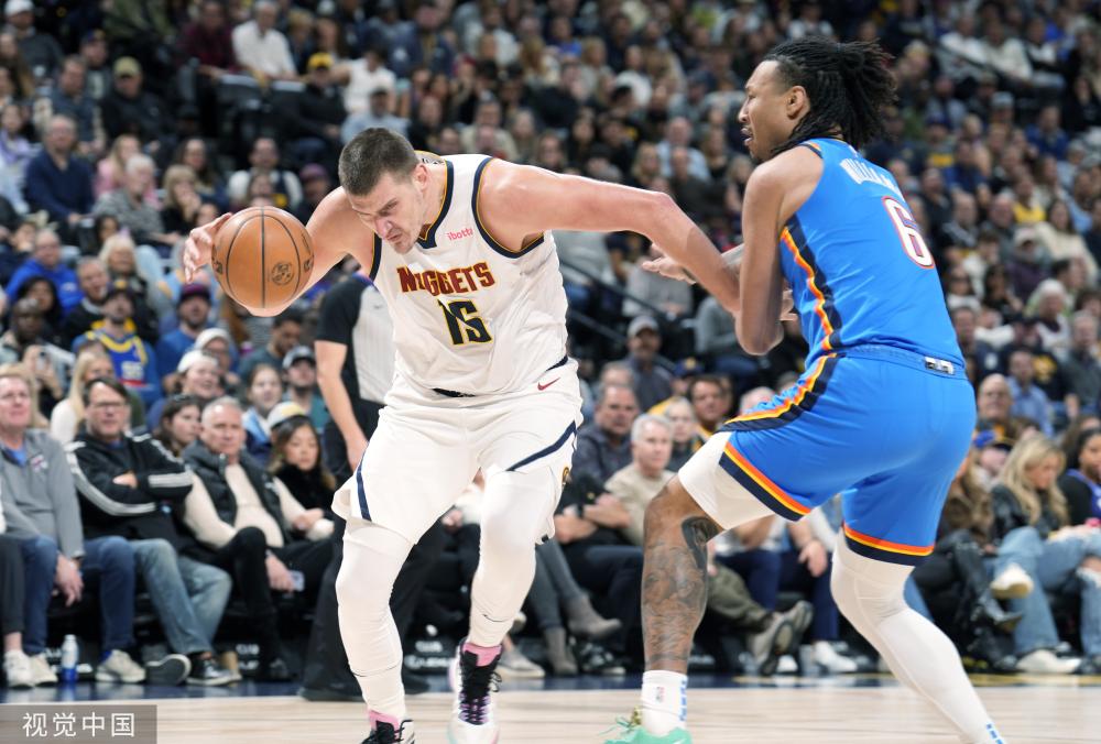 在观众眼前 在观众眼前