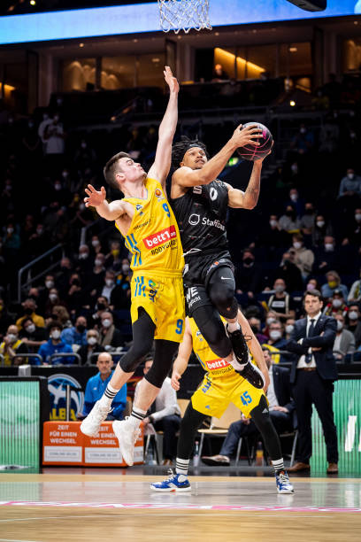 以及詹姆斯 以及詹姆斯